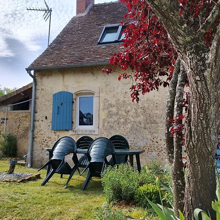 Le Doux Refuge Berceen Au Calme De Sa Campagne Pres Circuit Mans Sud, Grand Lit Avec Berceau Et Possibilite Lit Pliant En Rajout Marigne-Laille Extérieur photo