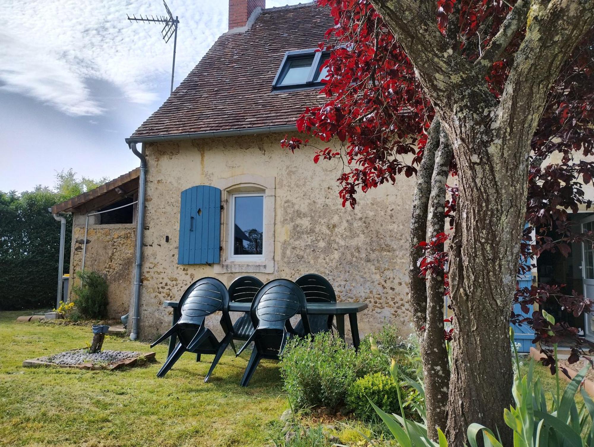 Le Doux Refuge Berceen Au Calme De Sa Campagne Pres Circuit Mans Sud, Grand Lit Avec Berceau Et Possibilite Lit Pliant En Rajout Marigne-Laille Extérieur photo
